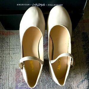 Women High Heel Round Dress Shoe with buckle